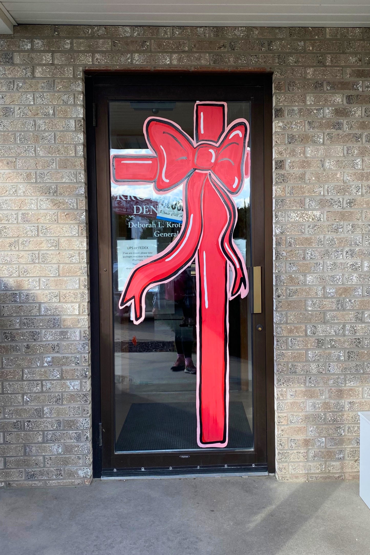 How to Paint: Holiday Windows