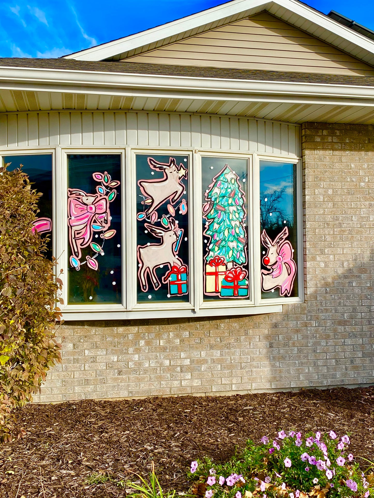 How to Paint: Holiday Windows